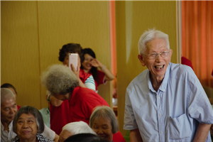 走进福利院，情暖老人心——新利体育供应链公益行