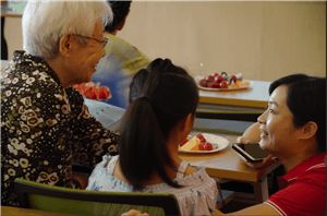 走进福利院，情暖老人心——新利体育供应链公益行