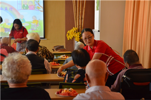 走进福利院，情暖老人心——新利体育供应链公益行